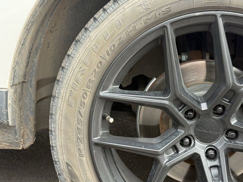 Used 2014 Lincoln MKX FWD image 10