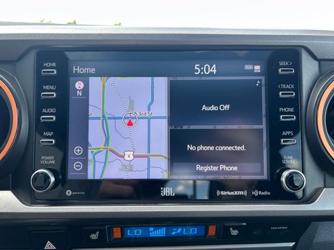 Used 2021 Toyota Tacoma Limited AWD/4WD image 27