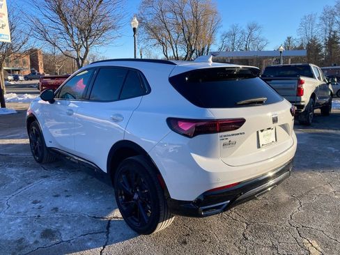 Used 2025 Buick Envision Sport Touring image 5