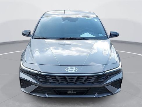 Certified 2025 Hyundai Elantra Sport FWD image 2