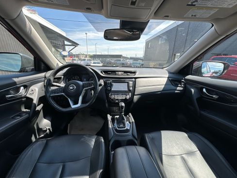 Used 2017 Nissan Rogue SL AWD/4WD image 29