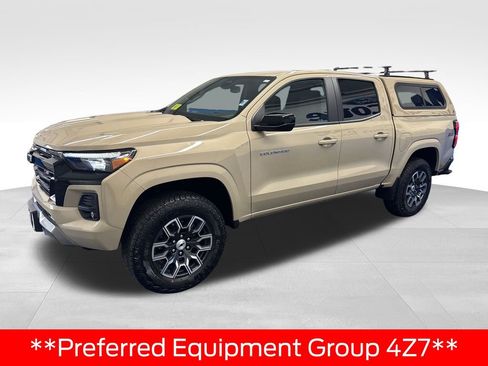 Used 2024 Chevrolet Colorado Z71 w/ Z71 Convenience Package 2 AWD/4WD image 2