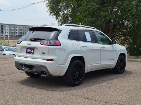 Used 2019 Jeep Cherokee Overland w/ Technology Group AWD/4WD image 5