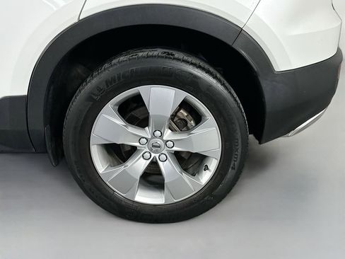 Used 2021 Volvo XC40 T4 Momentum FWD image 33