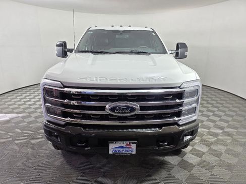 Used 2024 Ford F350 King Ranch w/ FX4 Off-Road Package image 12