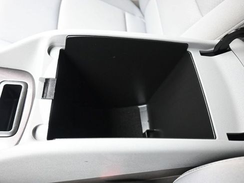 Used 2022 Chevrolet Malibu LT FWD image 22
