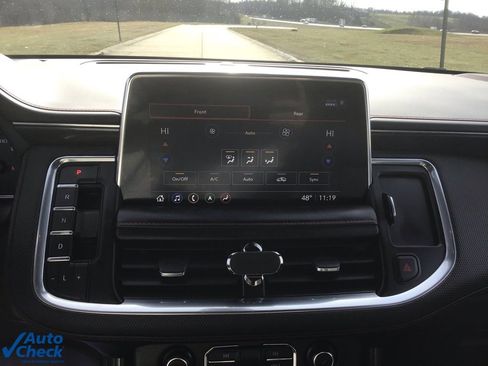 Used 2021 Chevrolet Suburban RST w/ Luxury Package image 42