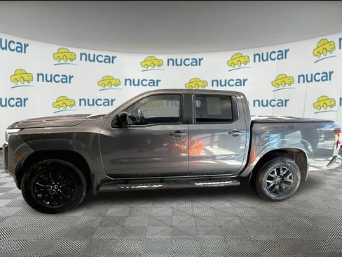 Used 2023 Nissan Frontier SV w/ Midnight Edition Package image 4