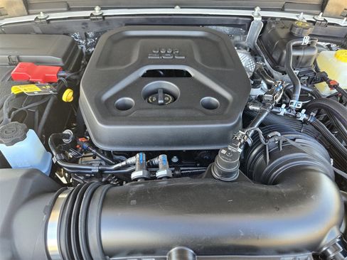 New 2026 Jeep Wrangler Unlimited Sahara image 29