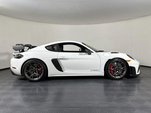 Used 2025 Porsche 718 Cayman GT4 RS RWD image 8