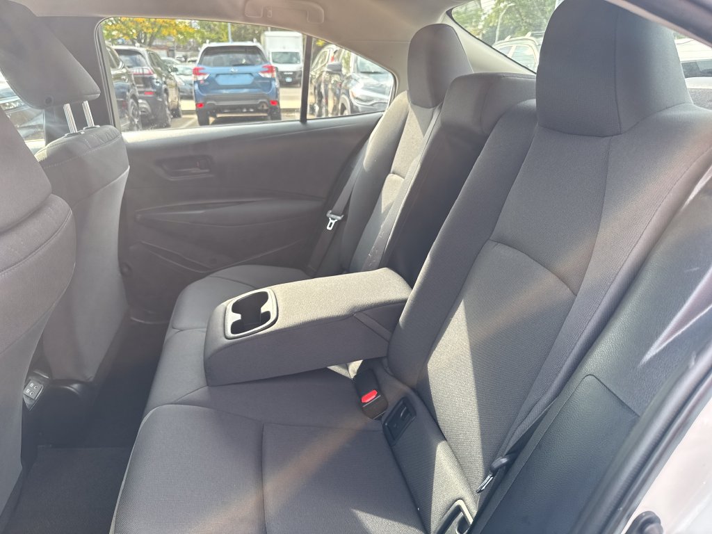 Used 2024 Toyota Corolla LE FWD image 36