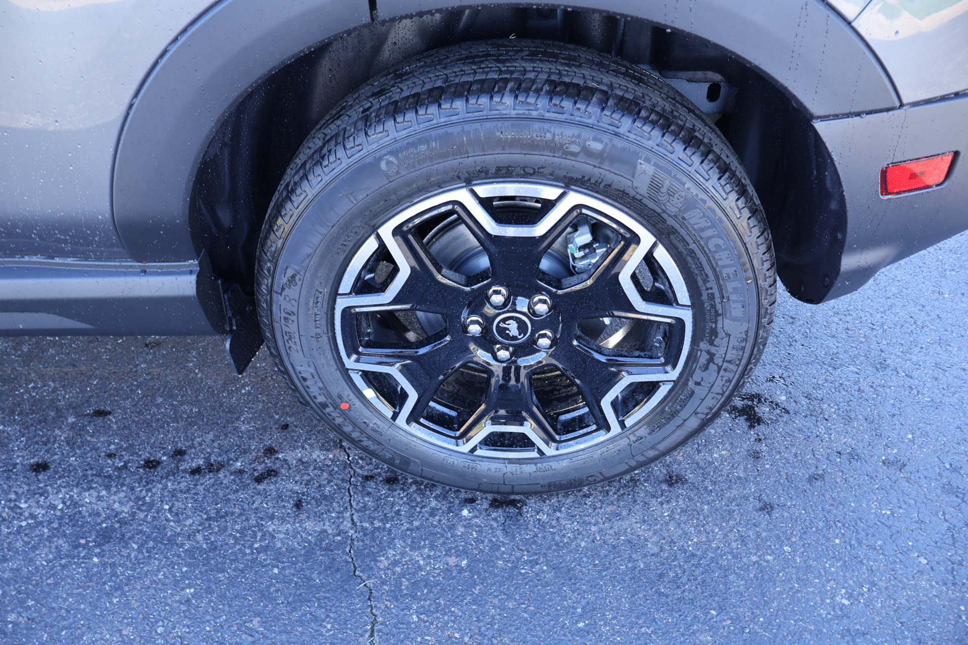 New 2026 Ford Bronco Sport Outer Banks AWD/4WD image 18