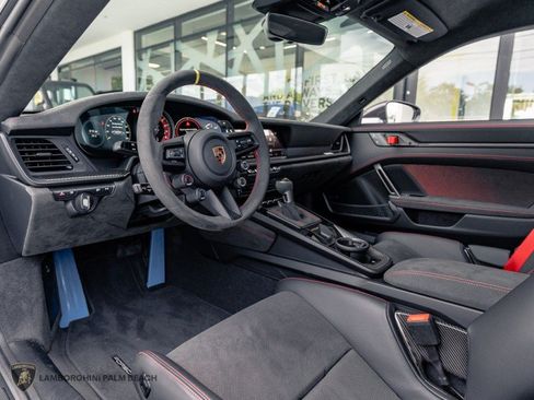 Used 2025 Porsche 911 GT3 RS RWD image 49