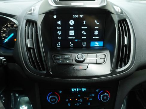 Used 2017 Ford Escape SE w/ Equipment Group 201A AWD/4WD image 18