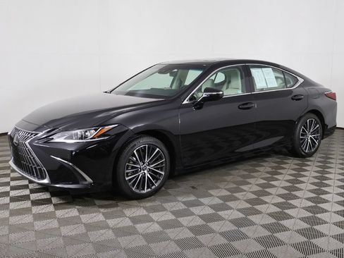 Used 2024 Lexus ES 350 w/ Premium Package FWD image 7