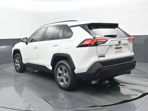 Used 2023 Toyota RAV4 XLE image 3