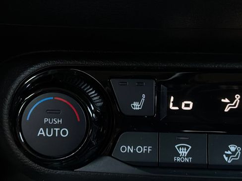 Used 2026 Nissan Kicks SV w/ Cold Weather Package AWD/4WD image 30