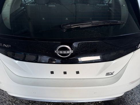 Used 2025 Nissan Leaf SV Plus image 11