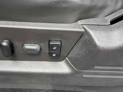 Used 2011 Ford F150 Lariat w/ Lariat Chrome Pkg AWD/4WD image 21