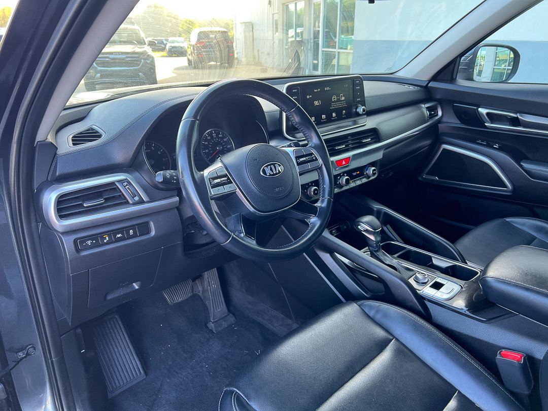 Used 2020 Kia Telluride LX AWD/4WD image 21
