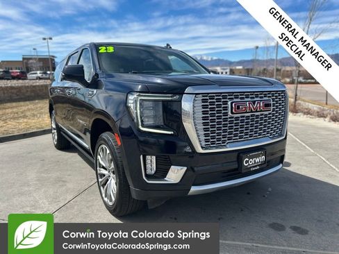 Used 2023 GMC Yukon XL Denali AWD/4WD image 1