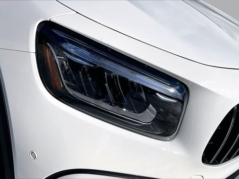 Used 2026 Mercedes-Benz GLB 35 AMG 4MATIC image 28
