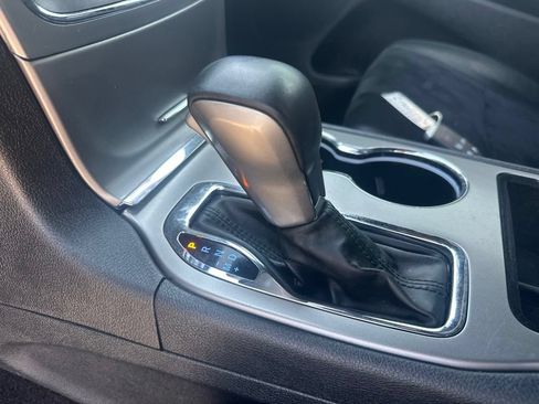 Used 2018 Jeep Grand Cherokee Altitude AWD/4WD image 30