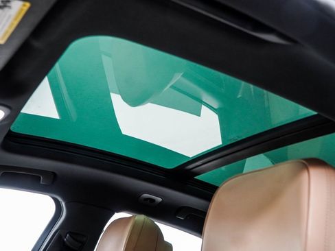 Used 2017 Porsche Macan S image 40