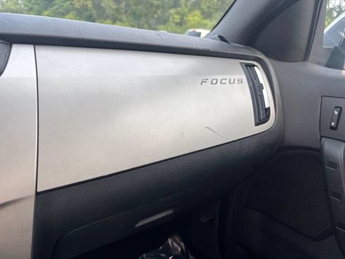 Used 2008 Ford Focus Sedan FWD image 26