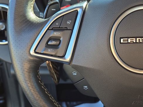 Used 2017 Chevrolet Camaro SS RWD image 28