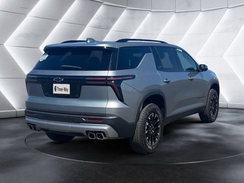Certified 2025 Chevrolet Traverse Z71 AWD/4WD image 5