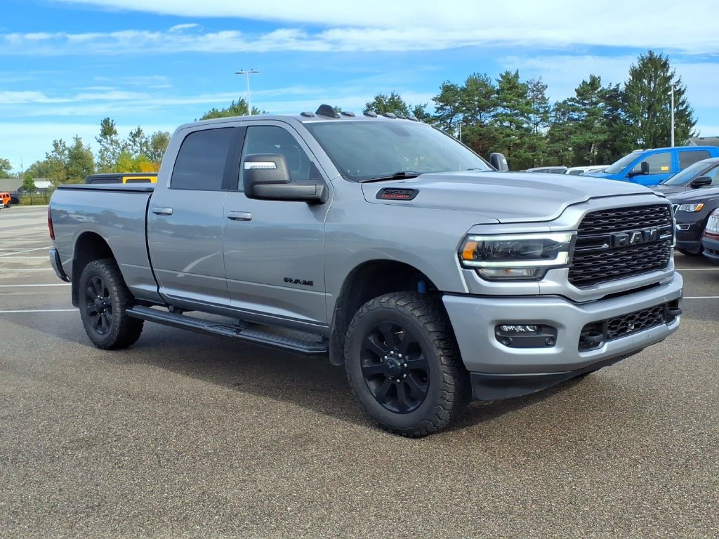 Used 2023 RAM 2500 Big Horn w/ Level 2 Equipment Group AWD/4WD image 3