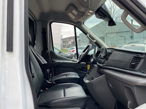 Used 2022 Ford Transit 350 Low Roof DRW image 5