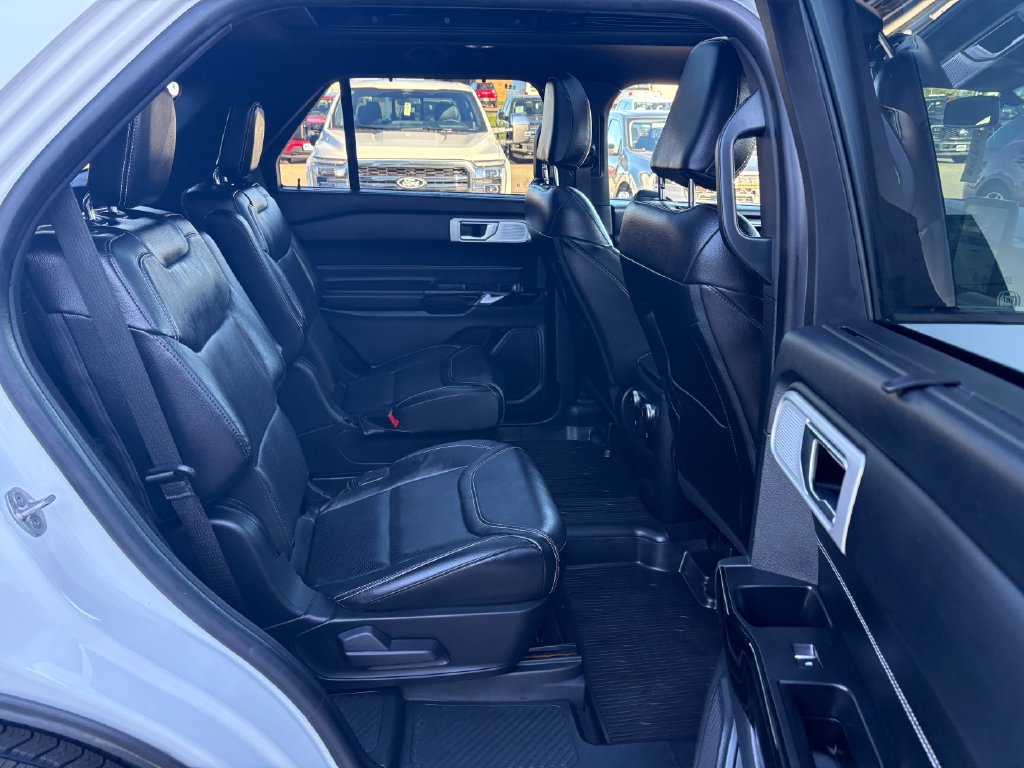 Used 2021 Ford Explorer ST w/ ST Street Pack AWD/4WD image 14