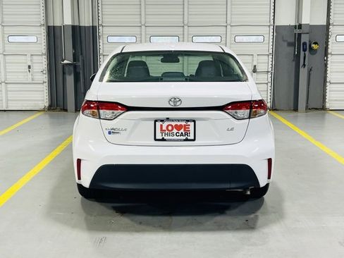 Used 2023 Toyota Corolla LE image 16