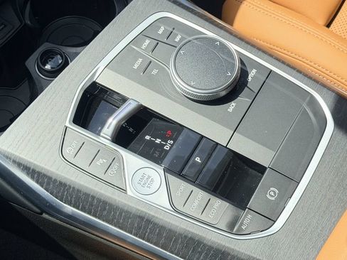 Used 2026 BMW 330i Sedan w/ M Sport Package RWD image 19