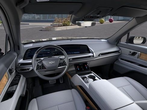New 2026 Cadillac Vistiq Luxury w/ LPO, Floor Liner Package AWD/4WD image 15