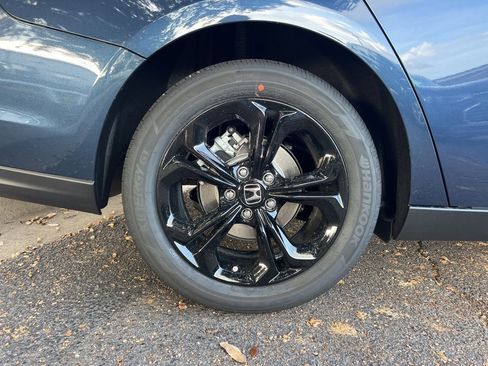 New 2025 Honda Accord SE image 7