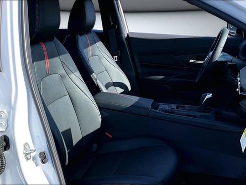 New 2026 Nissan Sentra SR image 11