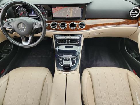 Used 2018 Mercedes-Benz E 300 image 20