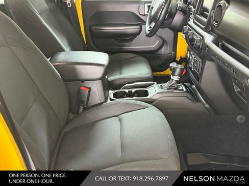 Used 2019 Jeep Wrangler Unlimited Sport S AWD/4WD image 39