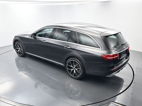 Used 2023 Mercedes-Benz E 450 4MATIC All-Terrain Wagon image 32