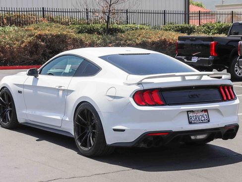 Used 2019 Ford Mustang GT Premium RWD image 5