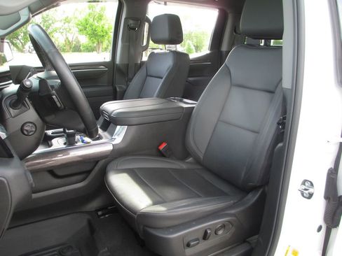 Used 2025 Chevrolet Silverado 1500 LTZ w/ LTZ Premium Package AWD/4WD image 22