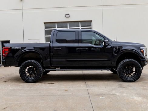 Used 2025 Ford F150 Lariat w/ Equipment Group 501A Mid image 11