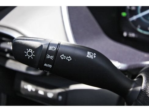 Used 2023 Hyundai Santa Fe Limited AWD/4WD image 18