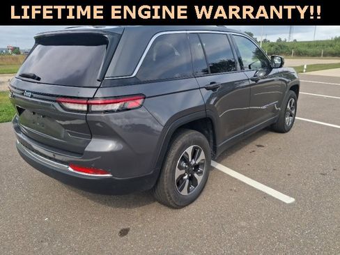Used 2024 Jeep Grand Cherokee Limited 4xe image 33