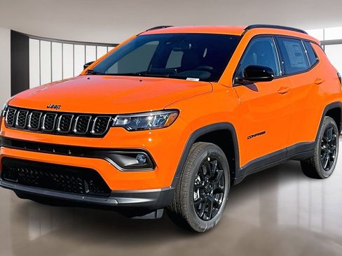New 2026 Jeep Compass Latitude image 2