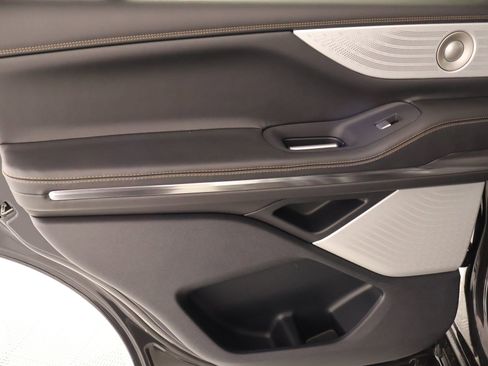 New 2026 Lincoln Navigator Black Label AWD/4WD image 19