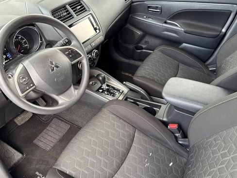 Used 2025 Mitsubishi Outlander Sport ES AWD/4WD image 10